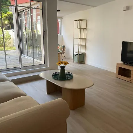 La Mandarine Sur 아르카숑